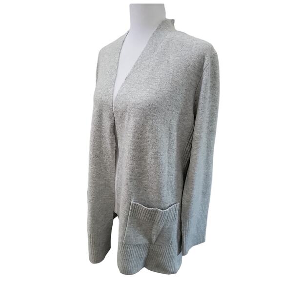 NWOT LOVE ELLIE Stitch Fix Gray Cardigan - Size Large Pockets | Cozy & Stylish - Picture 2 of 10